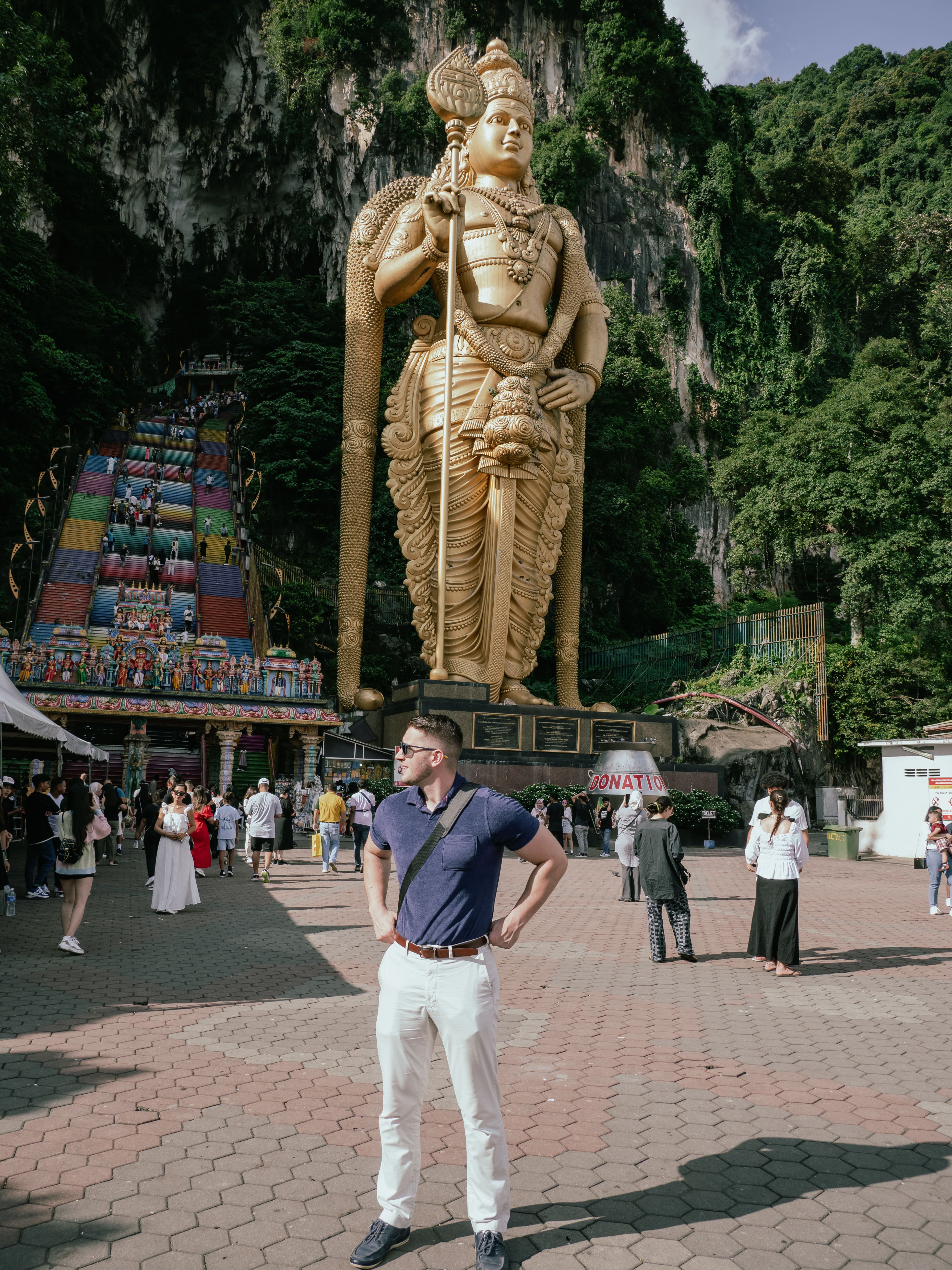 Abstract placeholder image representing physique